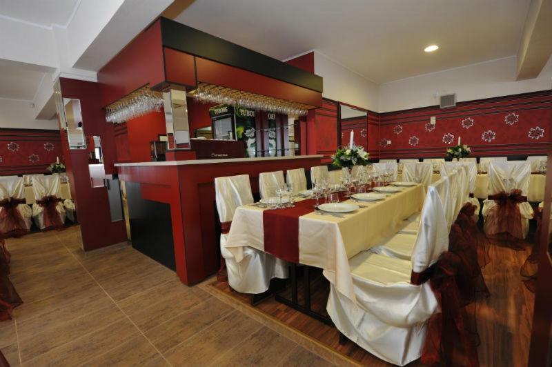 Pension Varadia Oradea Exterior photo