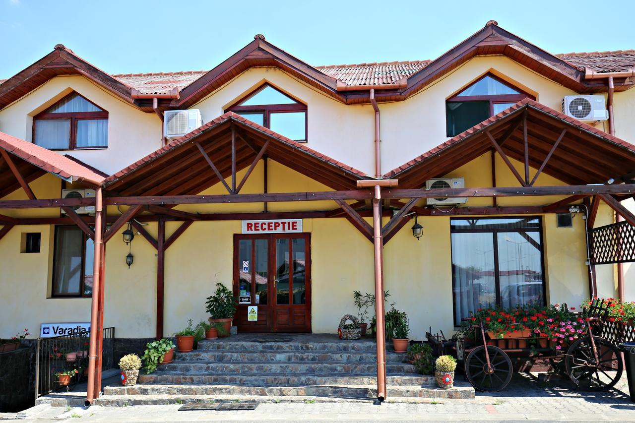 Pension Varadia Oradea Exterior photo